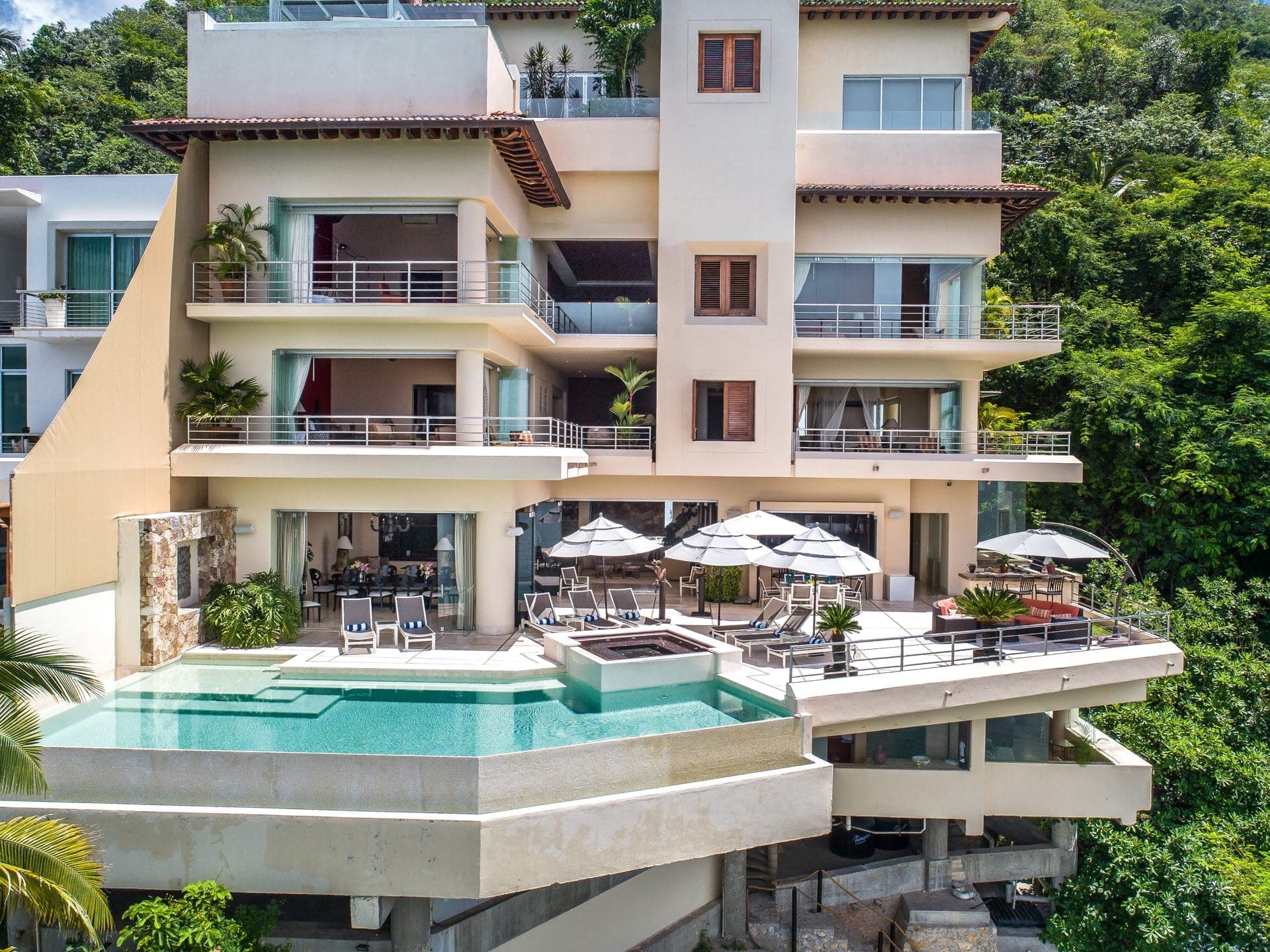 VILLA BAHIA
